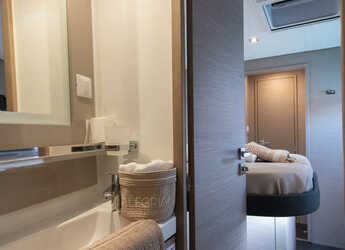 Chartern Sie katamaran in Adhamas - Fountaine Pajot - Saona 47 