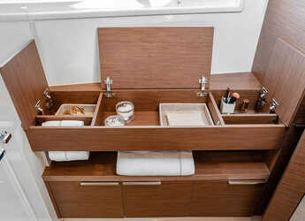 Rent a catamaran in Nanny Cay - Lagoon 46 OW - 3 cab.