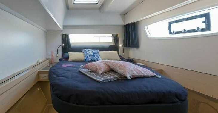 Rent a catamaran in Marina Gouvia - Fountaine Pajot Astrea 42 - 4 + 2 cab.