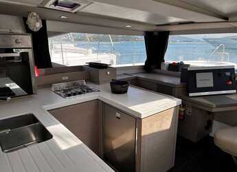 Chartern Sie katamaran in Marina Gouvia - Fountaine Pajot Astrea 42 - 4 + 2 cab.
