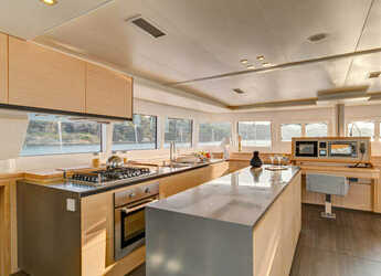 Rent a catamaran in TradeWinds Yacht Club - Lagoon 620 - 6 + 2 cab.