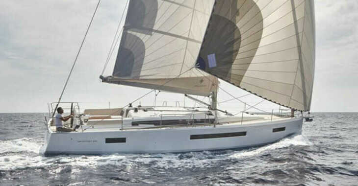 Rent a sailboat in Port of Santa Cruz de Tenerife - Sun Odyssey 490
