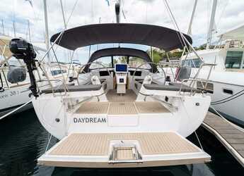Rent a sailboat in Marina Mandalina - Hanse 388