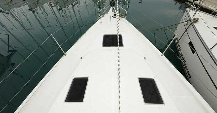 Chartern Sie segelboot in Trogir (ACI marina) - Bavaria C42