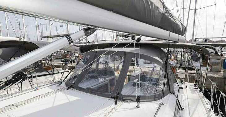 Rent a sailboat in Marina Kornati - Bavaria C42