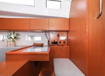 Alquilar velero en SCT Marina Trogir - Bavaria C50 Holiday - 5 + 1 cab.