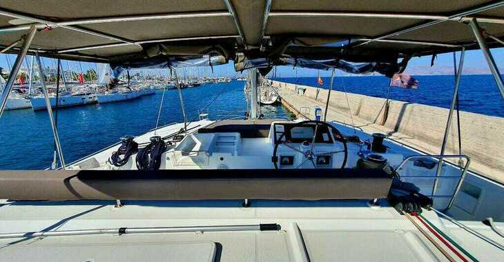 Alquilar catamarán en Rhodes Marina - Lagoon 450F