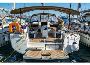 Chartern Sie segelboot in Alimos Marina - Sun Odyssey 490 4 cabins