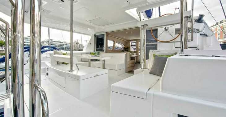 Rent a catamaran in Ocean's Edge Marina - Leopard 40