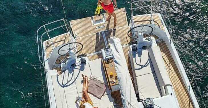 Rent a sailboat in Puerto del Rey Marina - Sun Odyssey 440