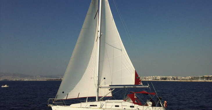 Rent a sailboat in Marina Delta Kallithea - Oceanis 331