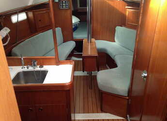 Alquilar velero en Marina Delta Kallithea - Oceanis 331