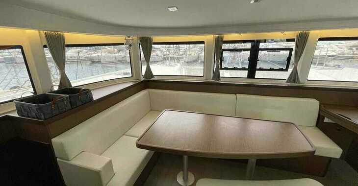 Rent a catamaran in Paros Marina - Lagoon 42 - 4 + 1 cab.