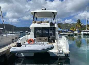 Rent a power catamaran  in Fort Burt Marina - FP MY37