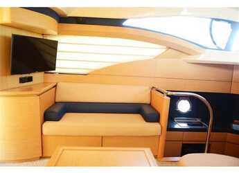 Louer bateau à moteur à Marina Gouvia - Azimut 43 Fly