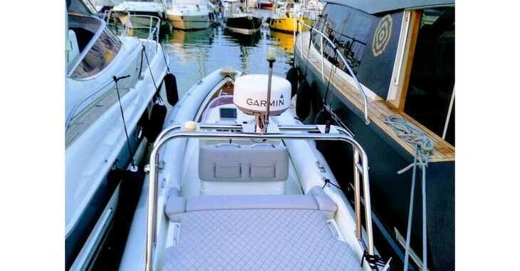 Rent a motorboat in Marina Gouvia - Revenger 29 rib