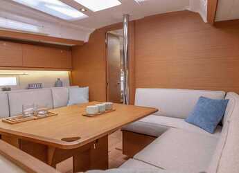 Chartern Sie segelboot in Trogir (ACI marina) - Dufour 390