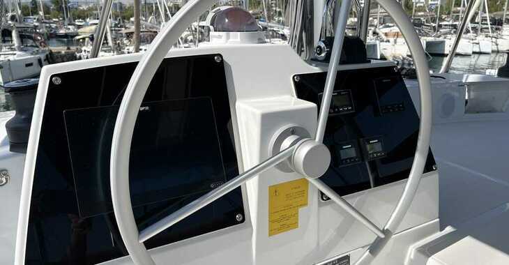 Rent a catamaran in Alimos Marina - Bali 4.6 (5+2 cab)