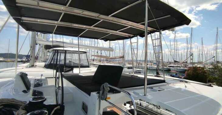 Rent a catamaran in Marina Kastela - Lagoon 46