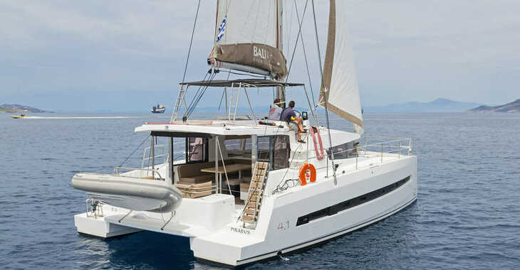 Louer catamaran à Nidri Marine - Bali 4.1