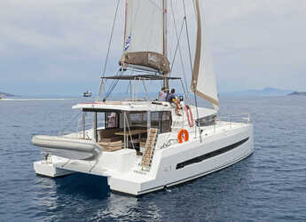 Alquilar catamarán en Nidri Marine - Bali 4.1