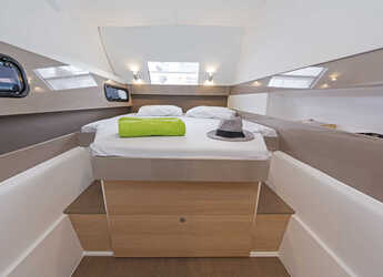 Alquilar catamarán en Nidri Marine - Bali 4.1