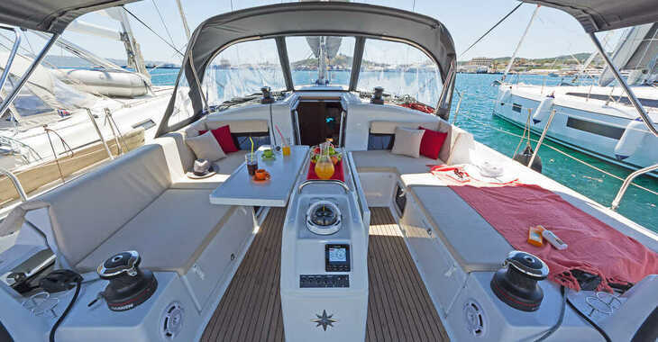 Alquilar velero en Marina Skiathos  - Sun Odyssey 490