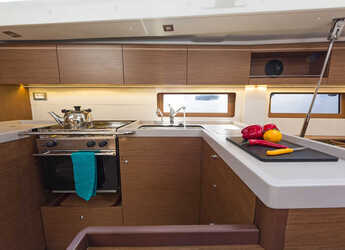 Alquilar velero en Rhodes Marina - Oceanis 51.1 (5+1 cab) A/C & GEN