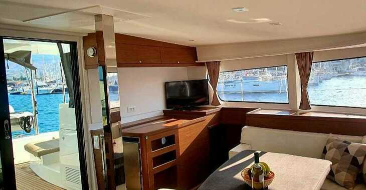 Rent a catamaran in Marina Skiathos  - Lagoon 42 (4 dbl / 1 single )