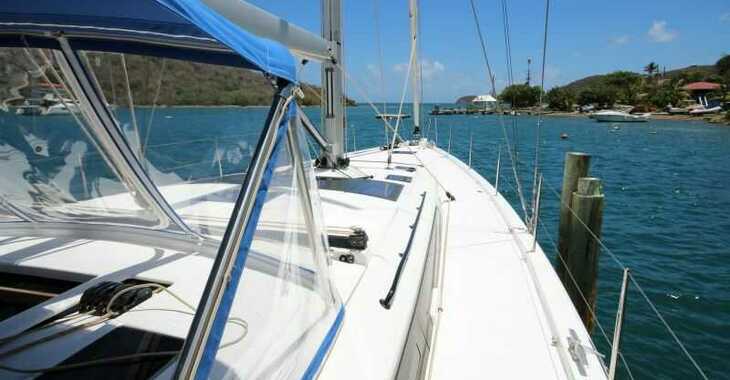 Rent a sailboat in Frenchtown Marina - Dufour 530 - 4 cab.