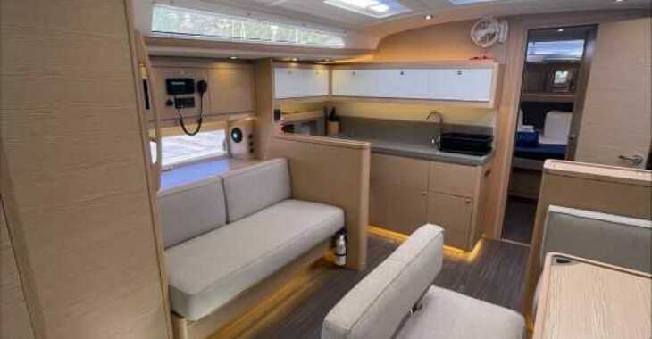 Rent a sailboat in Nanny Cay - Dufour 470 - 3 cab.