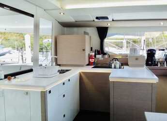 Chartern Sie katamaran in Nanny Cay - Fountaine Pajot Astrea 42 Maestro