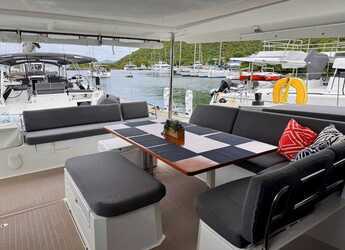 Chartern Sie katamaran in Nanny Cay - Fountaine Pajot Aura 51