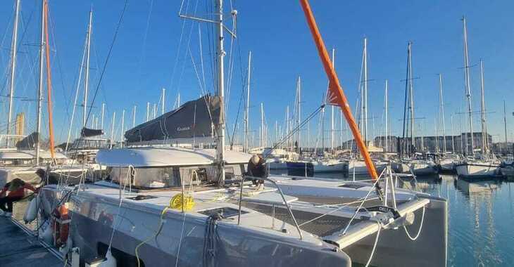 Rent a catamaran in Lefkas Marina - Excess 11