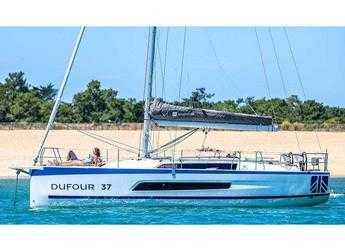 Chartern Sie segelboot in Punta Nuraghe - Dufour 37