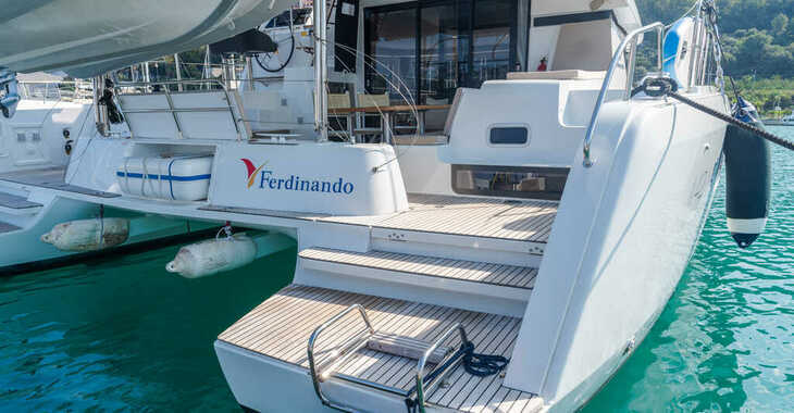 Chartern Sie katamaran in Porto Capo d'Orlando Marina - Lagoon 42