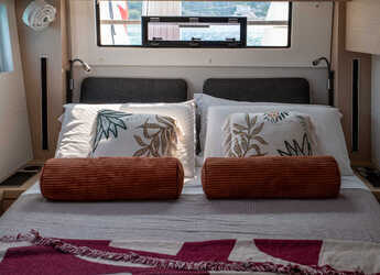 Rent a catamaran in Porto Capo d'Orlando Marina - Lagoon 51 - Owner's Version