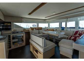 Rent a catamaran in Porto Capo d'Orlando Marina - Lagoon 51 - Owner's Version