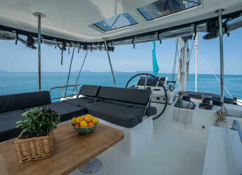 Rent a catamaran in Porto Capo d'Orlando Marina - Lagoon 51 - Owner's Version