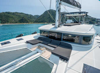 Rent a catamaran in Porto Capo d'Orlando Marina - Lagoon 51 - Owner's Version