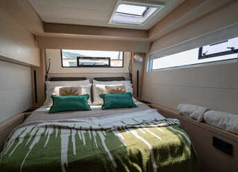 Rent a catamaran in Porto Capo d'Orlando Marina - Lagoon 51 - Owner's Version