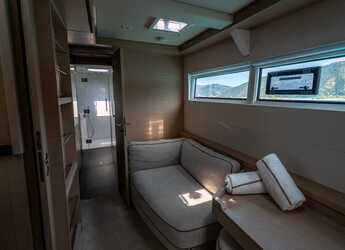 Rent a catamaran in Porto Capo d'Orlando Marina - Lagoon 51 - Owner's Version