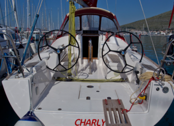 Rent a sailboat in Marina Kastela - Salona 35