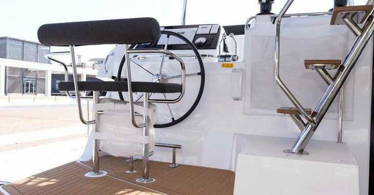Rent a catamaran in D-Marin Lefkas Marina - Lagoon 42 - 4 + 2 cab.