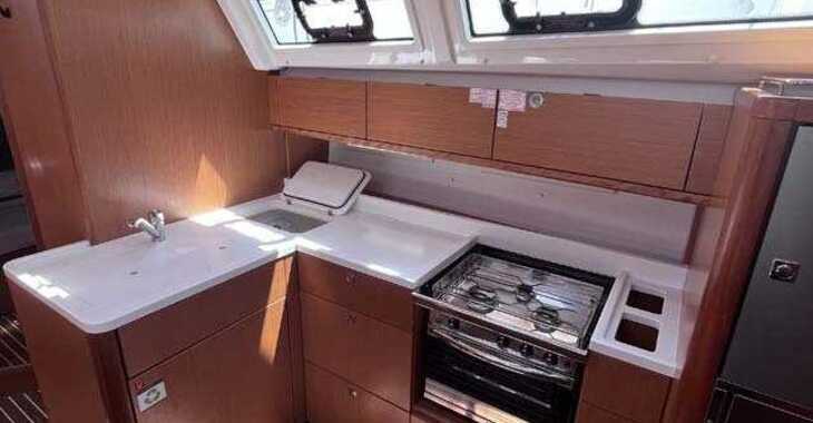 Chartern Sie segelboot in Veruda - Bavaria Cruiser 46 Style - 4 cab.