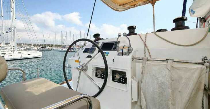 Chartern Sie katamaran in Volos - Lagoon 400 - 4 + 2 cab.