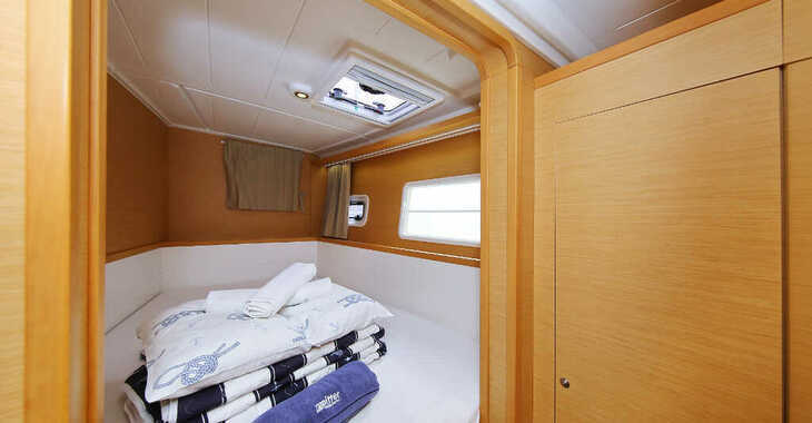 Rent a catamaran in Trogir ACI Marina - Lagoon 400 S2 - 4 + 2 cab.