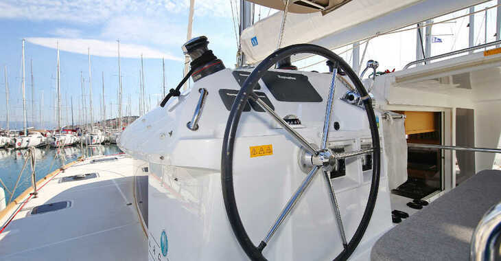 Chartern Sie katamaran in Trogir (ACI marina) - Lagoon 400 S2 - 4 + 2 cab.