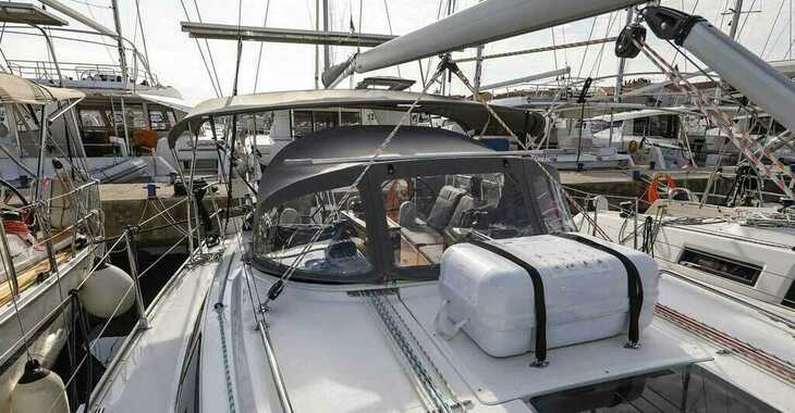 Rent a sailboat in Marina Kornati - Bavaria Cruiser 34 - 2 cab.