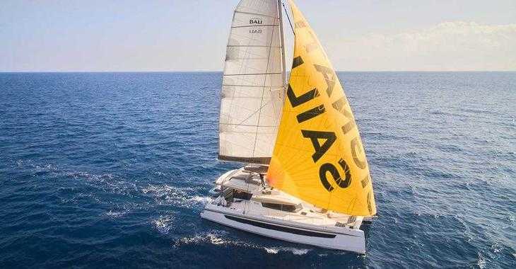 Rent a catamaran in Club de Mar - Bali 5.4 (8 berths)